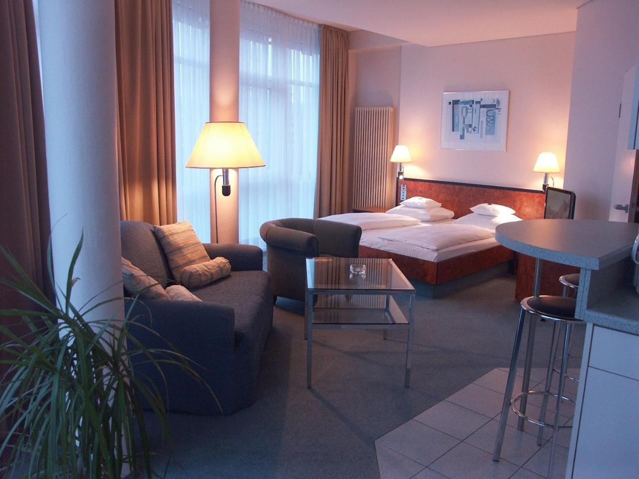 Hotel Arkadia Friedrichsdorf Exterior photo