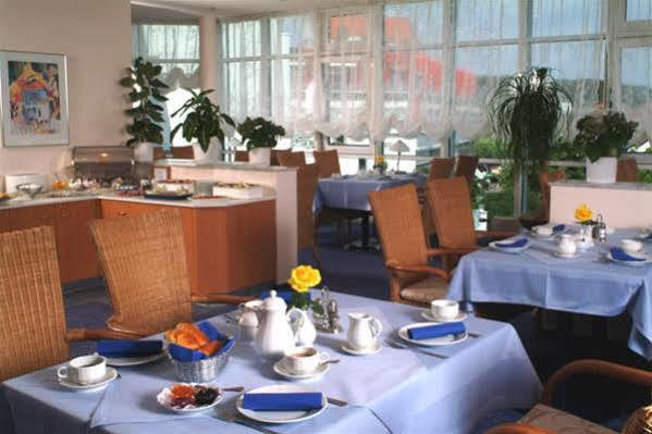 Hotel Arkadia Friedrichsdorf Exterior photo